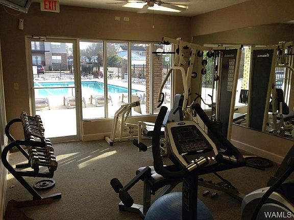 4th image of 2301 Veterans Memorial Pkwy #404