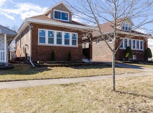 3663 Monroe St, Lansing, IL 60438