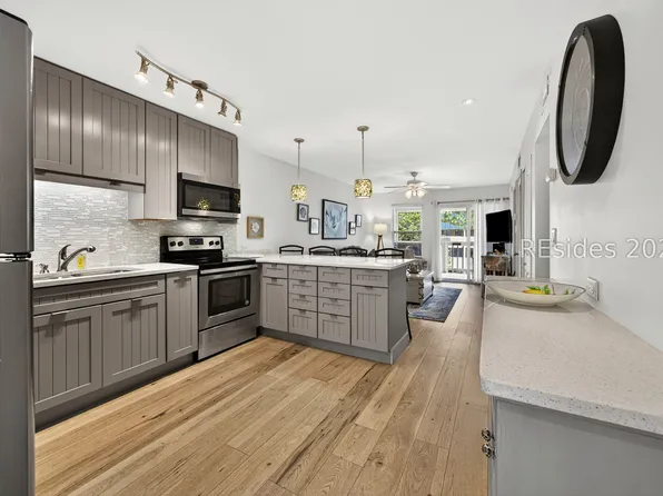 239 Beach City Rd APT 2310, Hilton Head Island, SC 29926