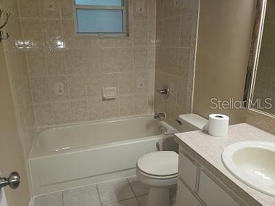 4th image of 4947 NW 61st Ave