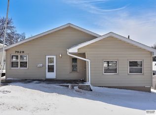 7929 State St, Ralston, NE 68127