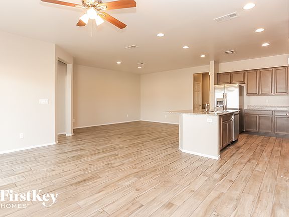 3rd image of 4216 Seclusion Bay Ave