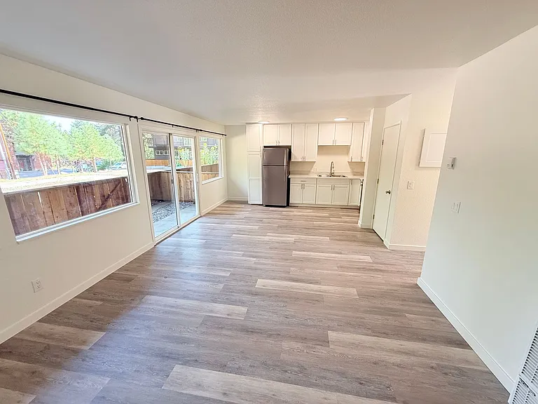3624 Terry Ln #9 — Photo 4