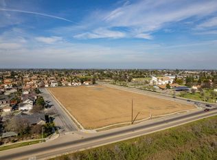1745 Bethel Ave, Sanger, CA 93657