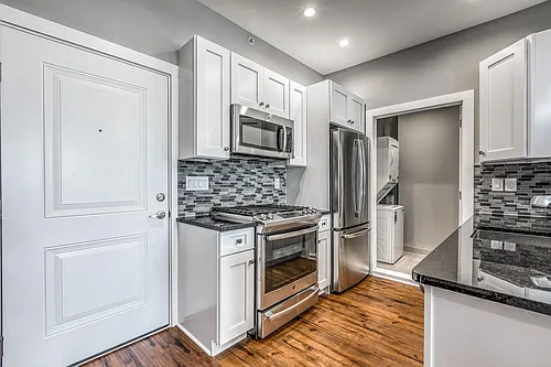 330 Cambridge St #2B Photo 1