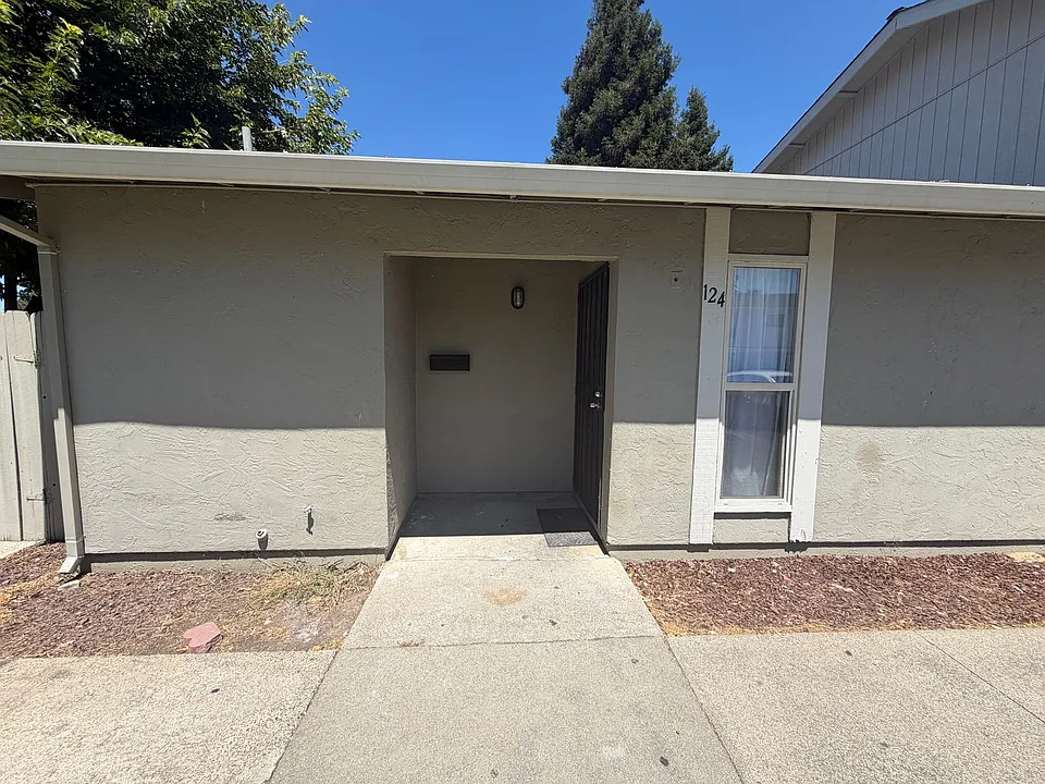 124 Del Norte Ct