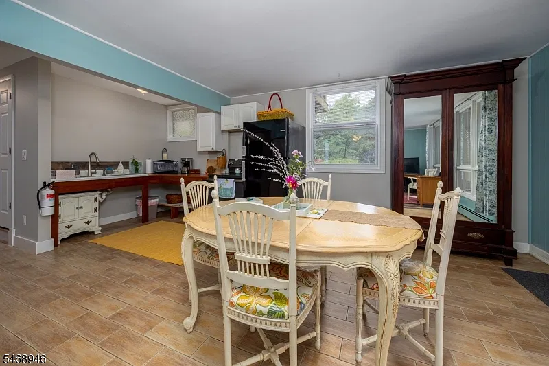 1 bed, 1.0 bath, $1,900 — Photo 4