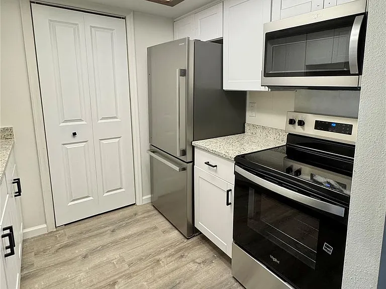 481 S Kalispell Way #102 — Photo 5