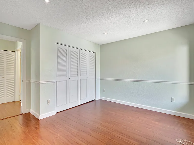 351 Club Cir #207 — Photo 16