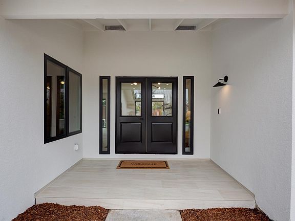 4th image of 1434 Kew Gardens Ct