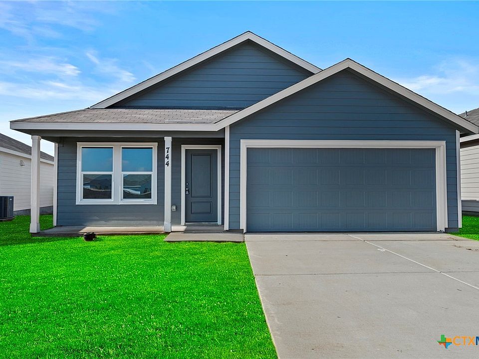 1st image of 744 Horsetail Ln