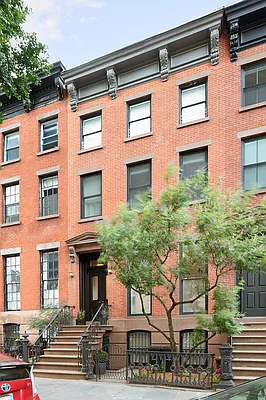 Sold by Compass | media 1