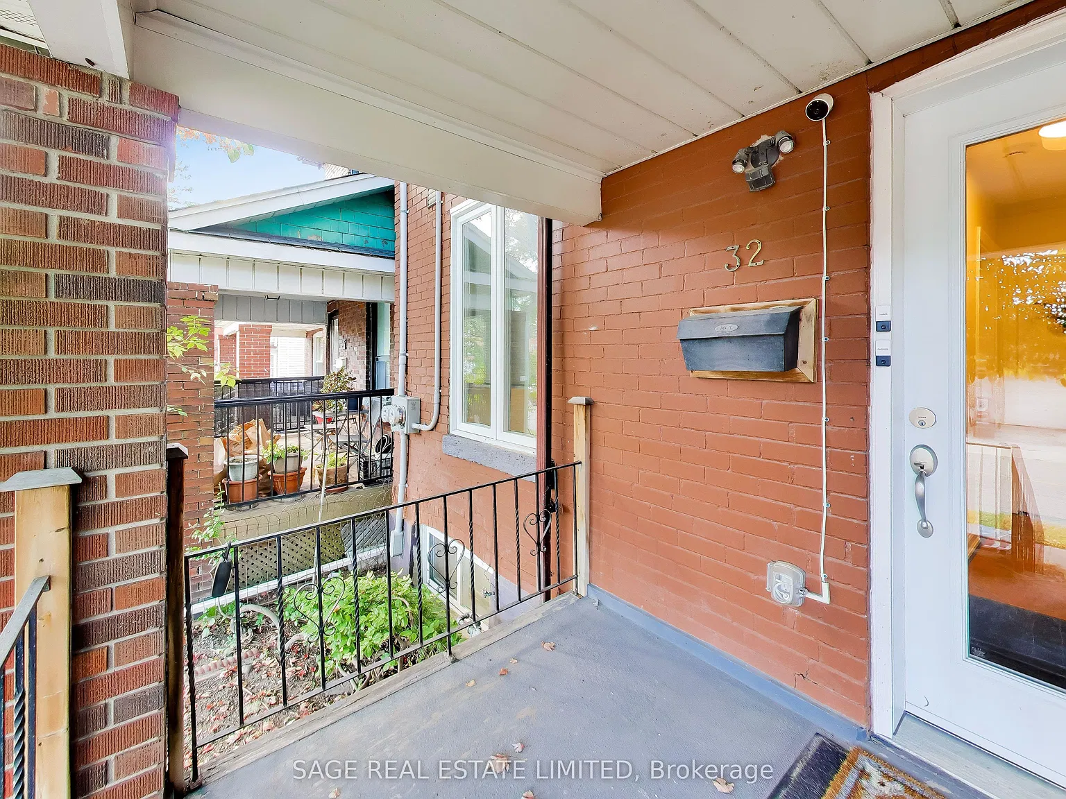 2 bed, $2,200 — Photo 4