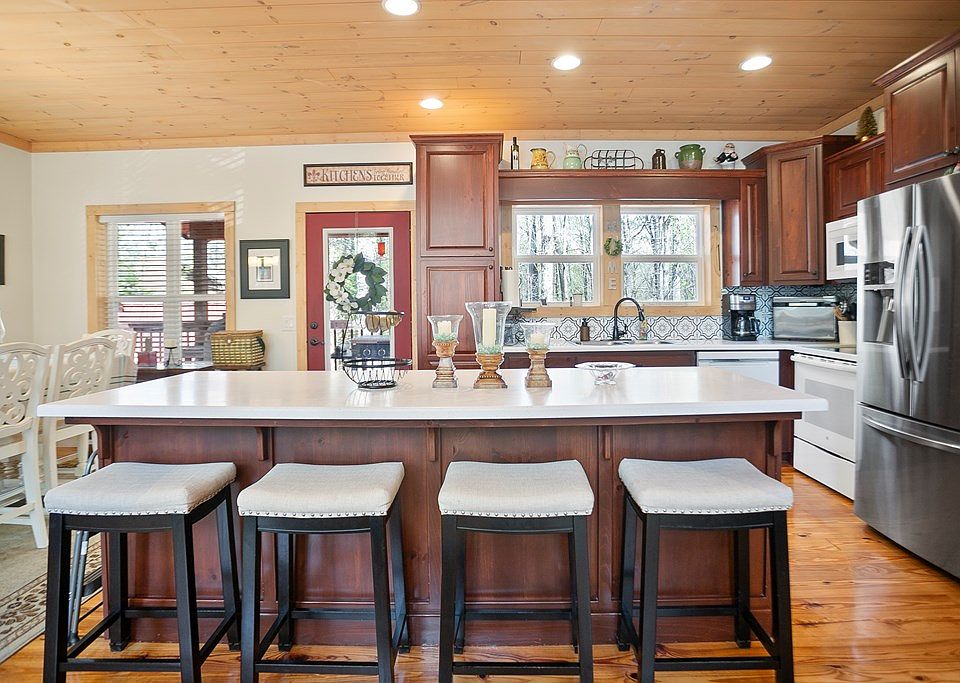 28th image of this home