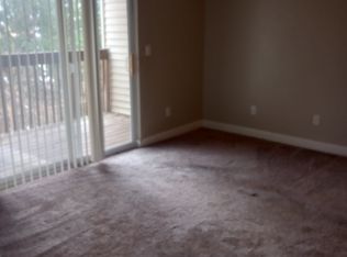 2416 Park Ave #23, Muscatine, IA 52761