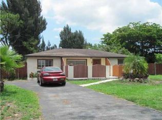 3604 Gulfstream Rd, Palm Springs, FL 33461