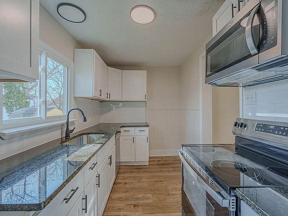 5th image of 825 W Greene St #1