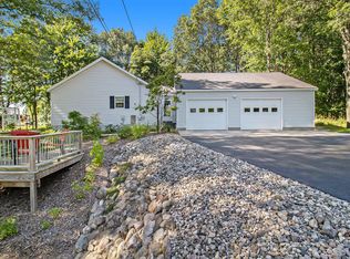 2970 N Cherry Ln, Mears, MI 49436