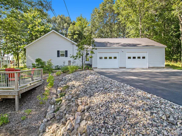 2970 N Cherry Ln, Mears, MI 49436