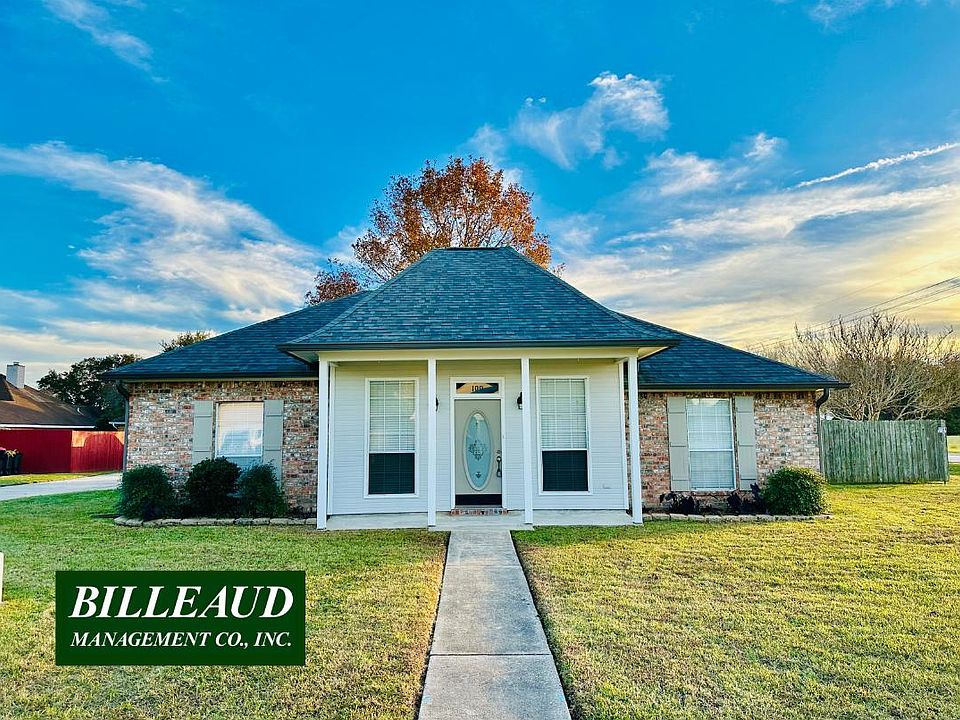 1st image of 100 Ashford Ln