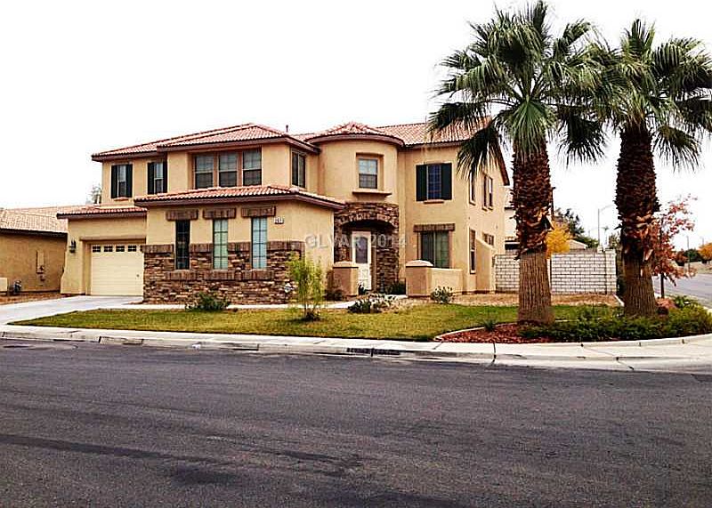 1st image of 207 Pebble Canyon Dr