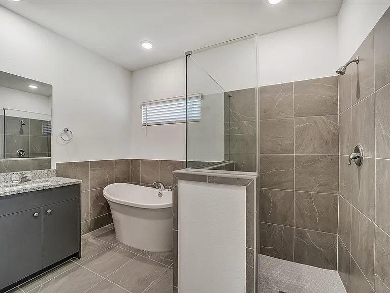 11943 Pondwood Dr — Photo 18