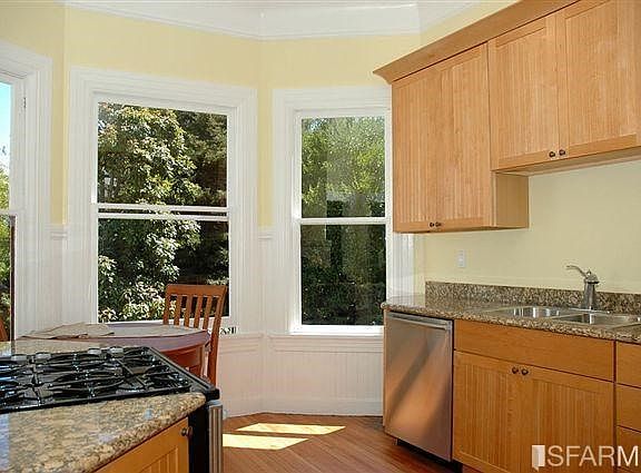 3rd image of 114 Belvedere St #116/2