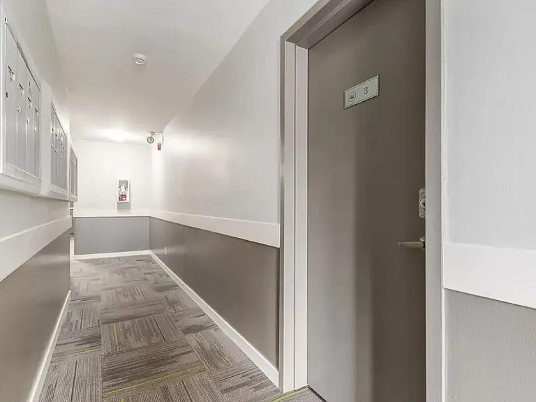 1601 Broad St #12 — Photo 6