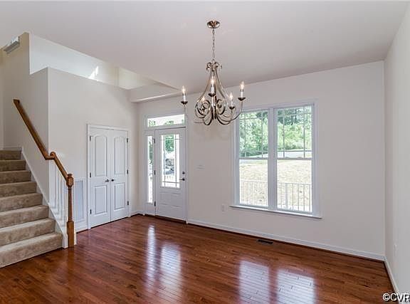 2nd image of 5861 Autumnleaf Dr