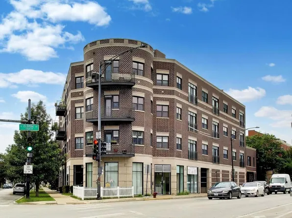 3028 W Roscoe St APT 203, Chicago, IL 60618