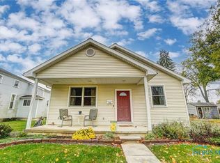 908 Crystal Ave, Findlay, OH 45840