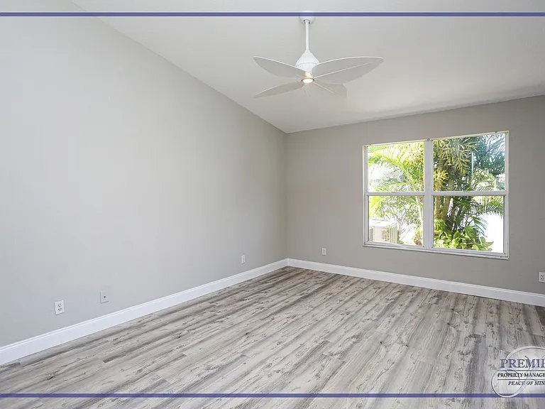 402 Emerald Bay Cir #E7 — Photo 28