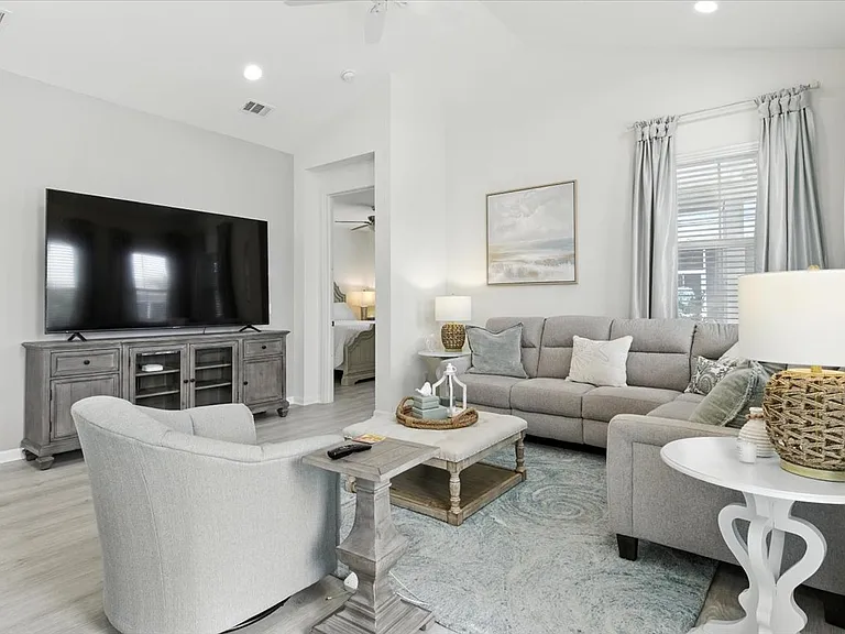 65 Sandbar Ln #101 — Photo 3