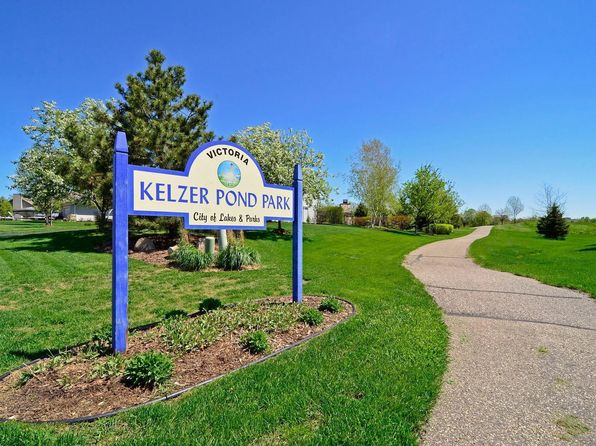 2290 Gold Point, Victoria, MN 55386