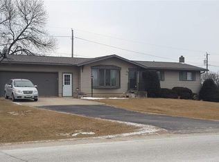 508 Mill St, Elgin, IA 52141