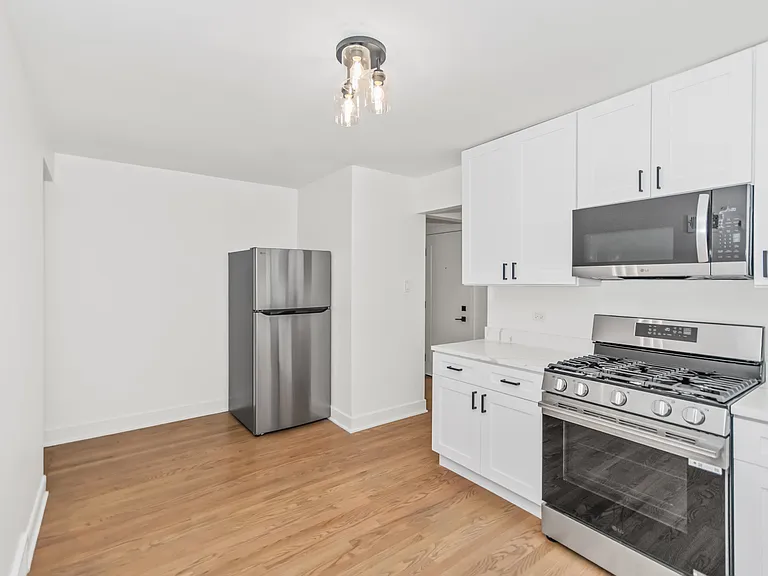 8914 Lamon Ave #1N — Photo 2