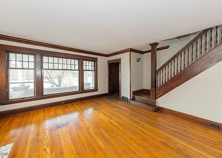 5 bed, 2772 sqft, $2,400 — Photo 4