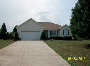 303 Natures Trl, Gaffney, SC 29341