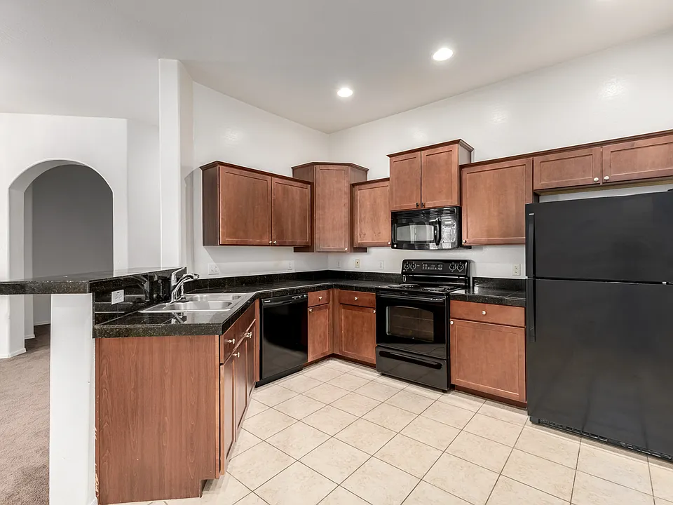 14575 W Mountain View Blvd #10216