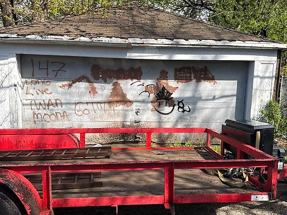 5th image of 14718 Loomis Ave
