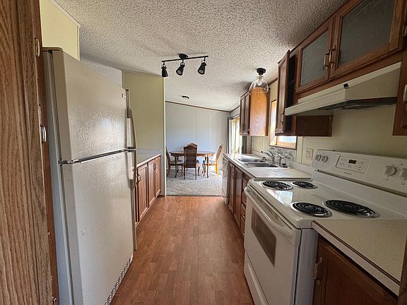 5th image of 3900 Irvine Ave #722