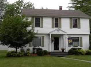 206 N Lake St, Syracuse, IN