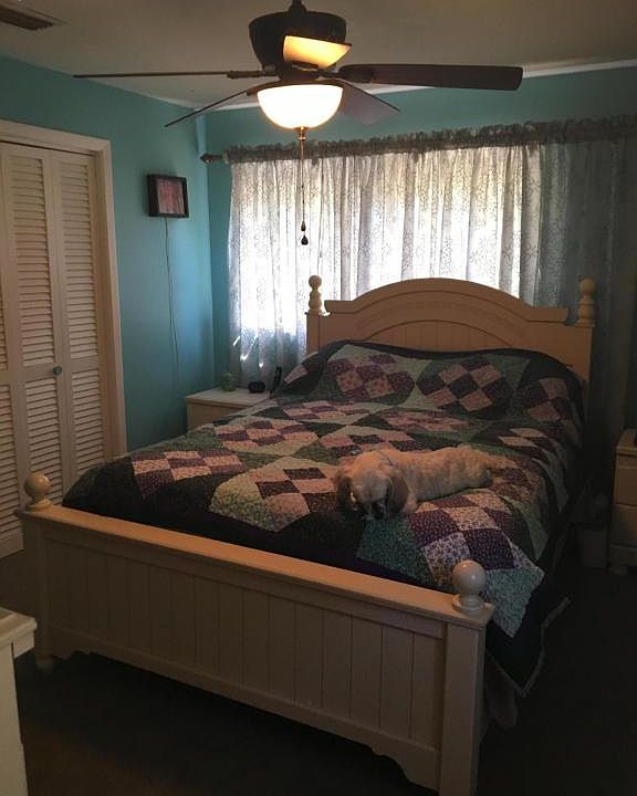 1st image of 556 Gardenia Cir