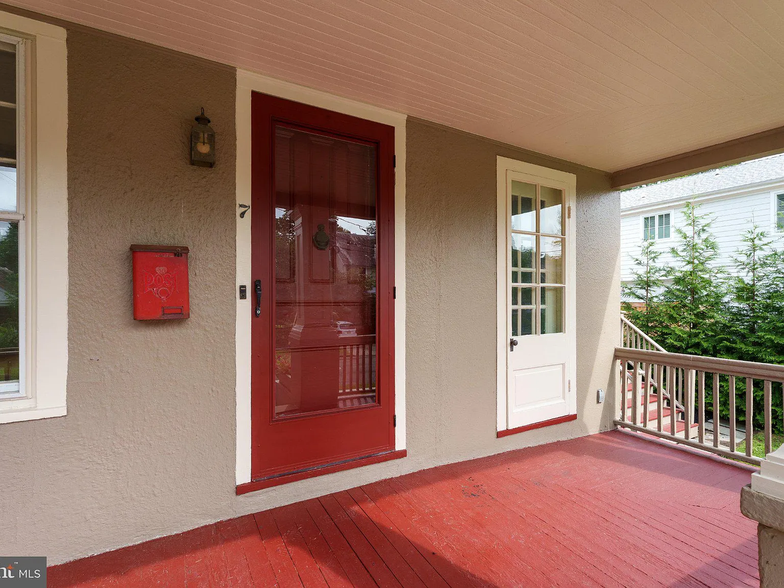 3 bed, 2.0 bath, 1380 sqft, $4,200 — Photo 2