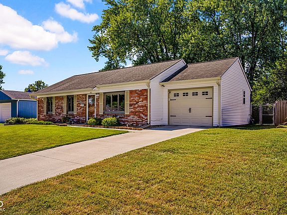 3rd image of 3022 Desoto Way