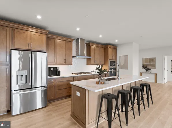 23640 Bolton Crescent Ter #13-303, Ashburn, VA 20148