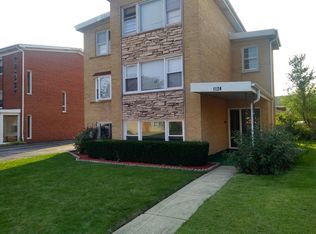 1124 Arnold Ct #1, Des Plaines, IL 60016