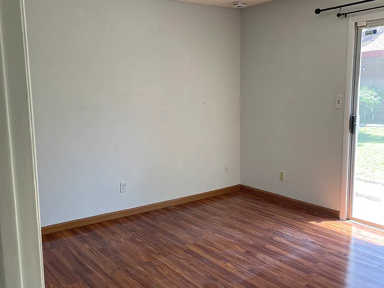 14002 N 49th Ave #1054 — Photo 5