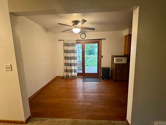 4th image of 6261 Dixon Rd