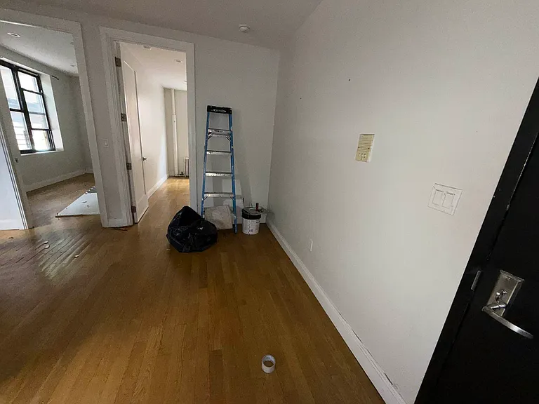 23-35 29th Ave #1 — Photo 7